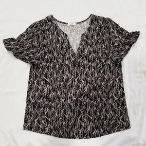NIC+ZOE Black and Tan Leaf Print Linen Tee—Medium